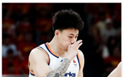 抱头被绝杀无所谓！张镇麟夺冠遮百丑？他在男篮仍难有表现