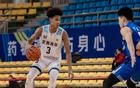 又一广东宏远弃将崛起！中国男篮20岁混血新星闪耀：砍28+11+5